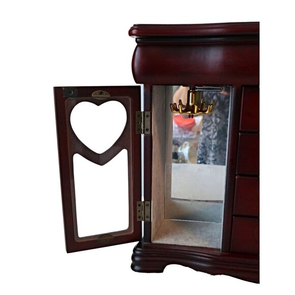 Vintage-Inspired Wooden Jewelry Box With Heart Design Revolving Necklace Holder - Picture 3 of 9